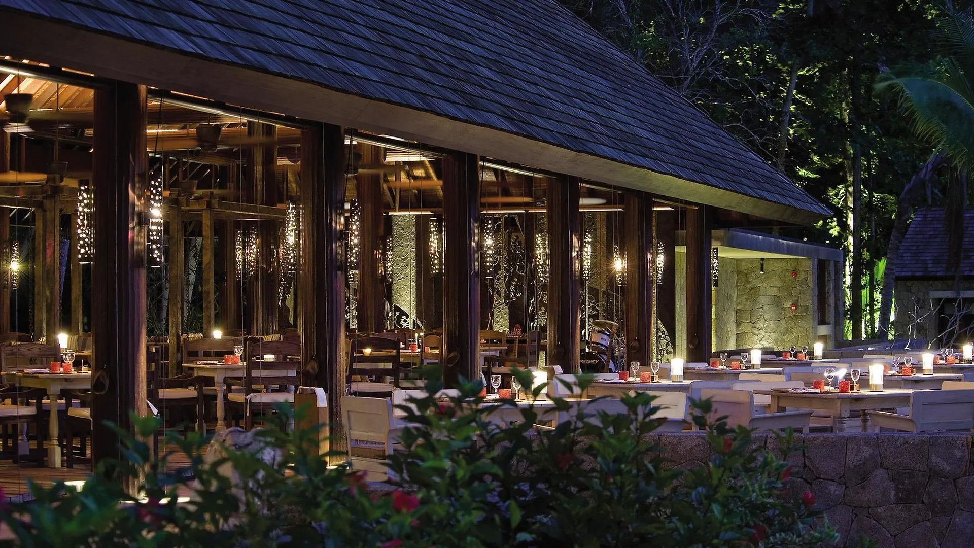 Four Seasons Resort Seychelles Baie Lazare  5*, Baie Lazare (Mahe)
