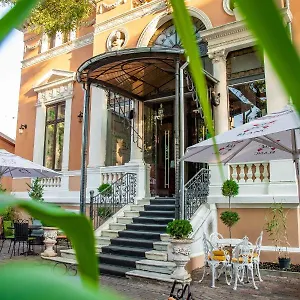vizitați hotelul