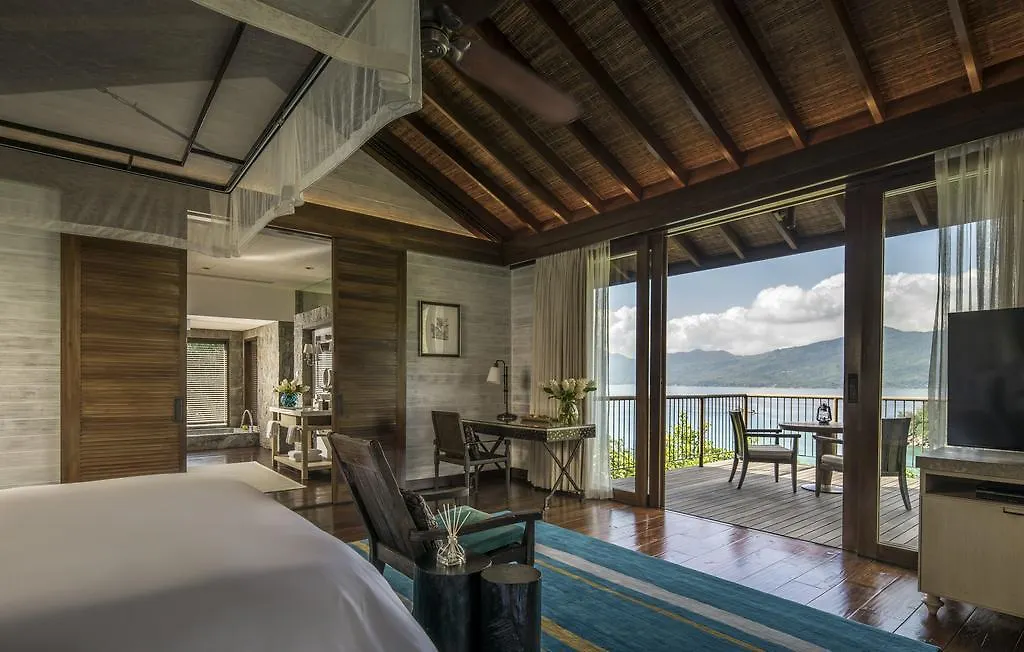 *****  Four Seasons Resort Seychelles Baie Lazare  Seyşel Adaları
